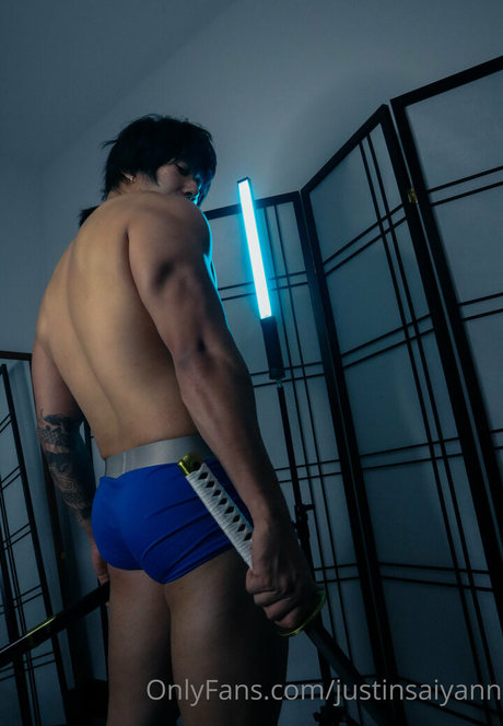 justinsaiyann modèle magnifique img