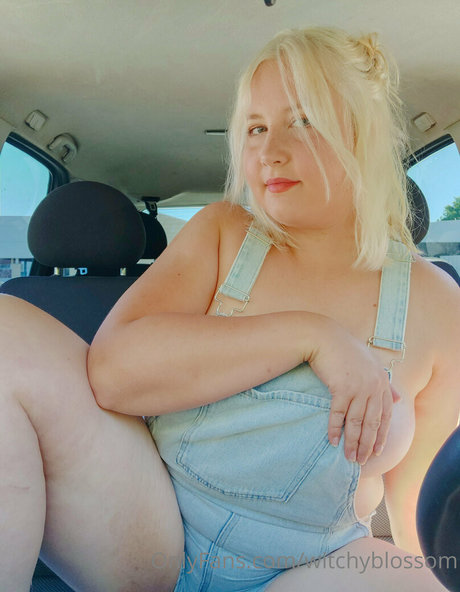 bang uniquementfans érotique chaud galeries