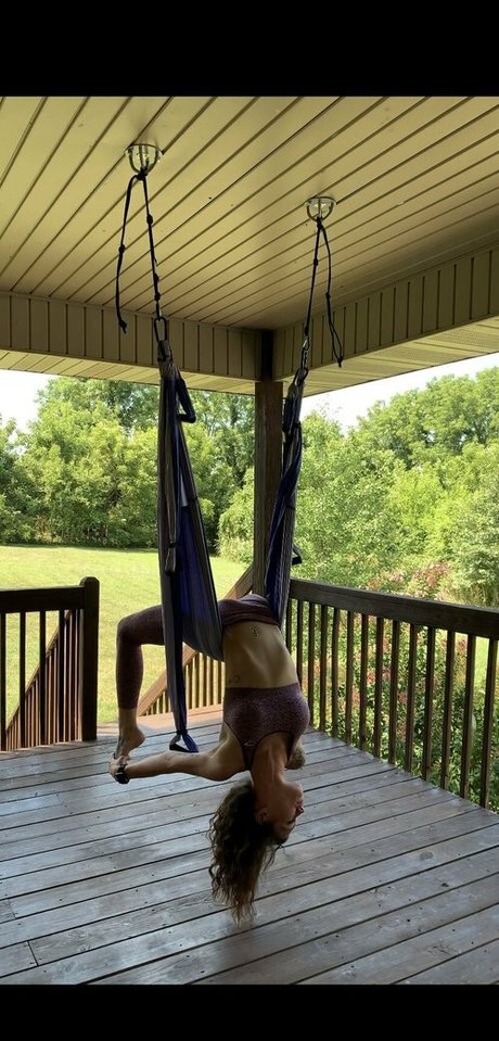 inkedariesgirl actrice adulte archive