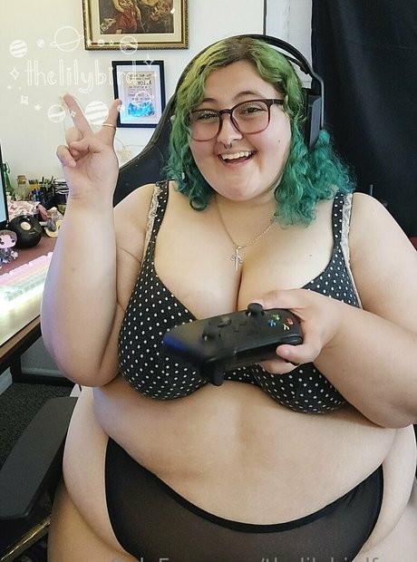 thelilybirdfree étoile xxx images