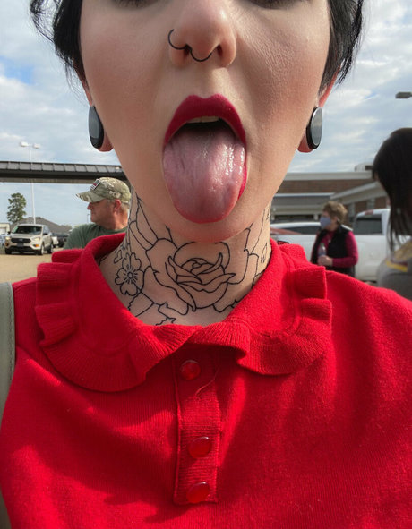 moremoiraxoxo étoile de l'art galerie