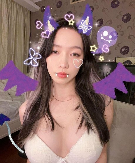 maggiechow123 étoile nue img