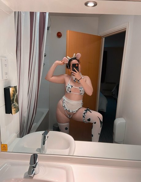 ashleysquirts actrice érotique collection