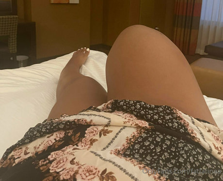 fatlatinaa modèle sympa image