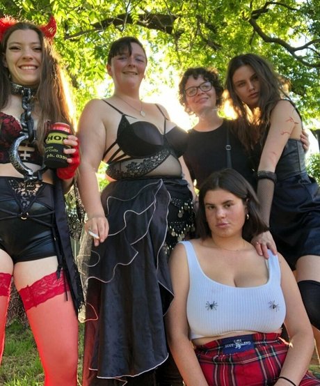 Mirra R actrice porno images