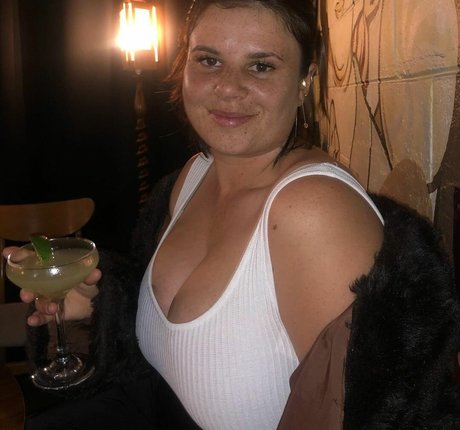 Mirra R Fotoaufnahmen