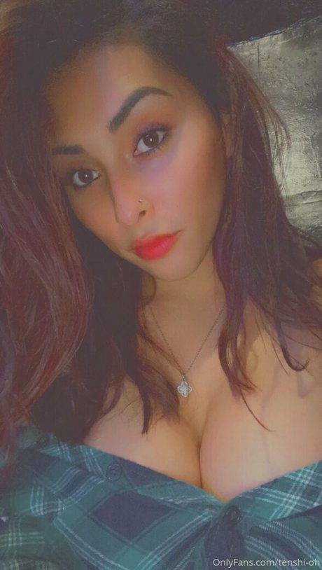 fans de gros seins asiatiques uniquement adulte en haute qualité photo