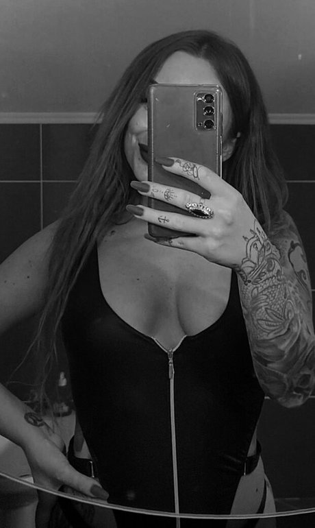 gretamarina étoile érotique photo