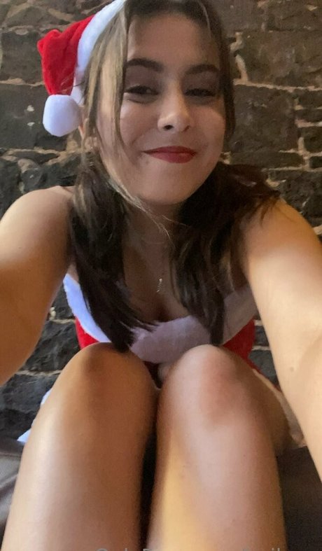 isrileyy star exclusive photos