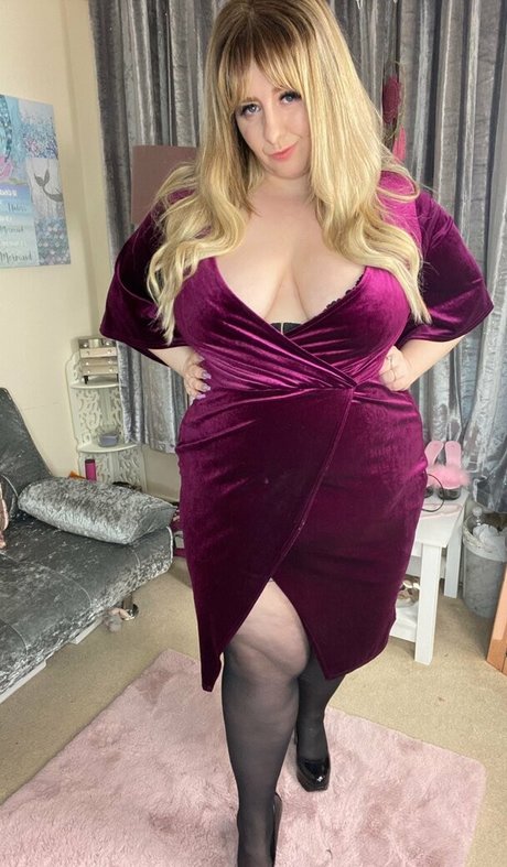 footjob uniquementfans assez hd photo