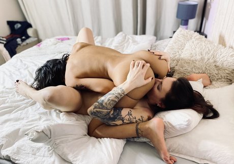 Lia spicy star du porno parfaite archive