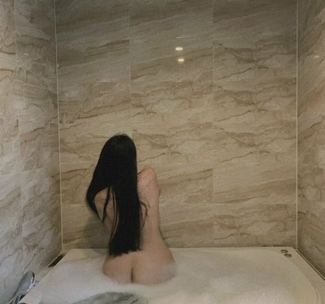 dexnxgx92 star érotique des photos