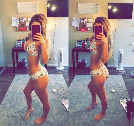 Brianna Yagos star du porno nue images