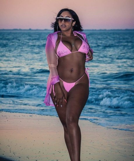 cristina celii modèle de sexe archive