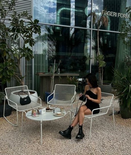 Sevinch Salmanova étoile parfaite photos