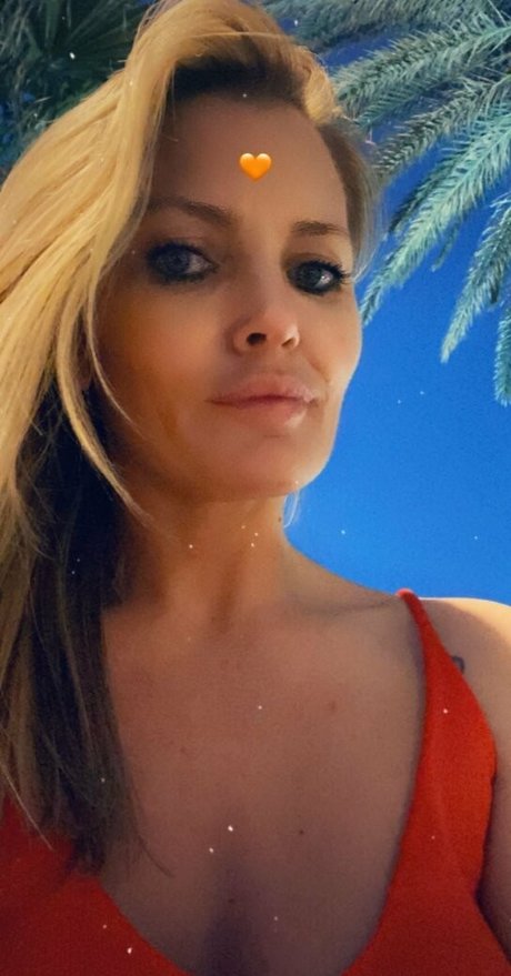 anallxx art modèle archive