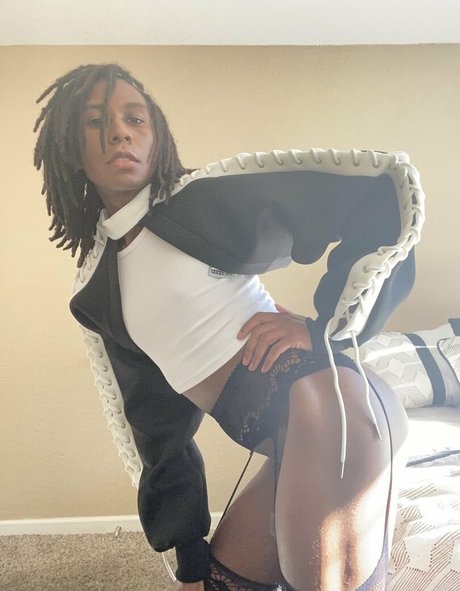 latina solo onlyfans nu libre des photos