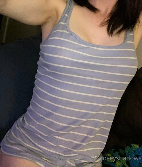 tsroseyshadows actrice nue galeries