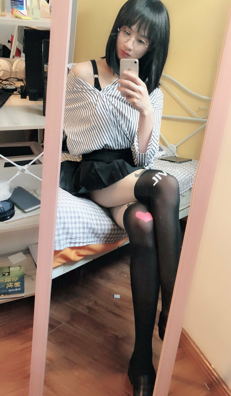 fellation asiatique onlyfans xxx pornographique des photos