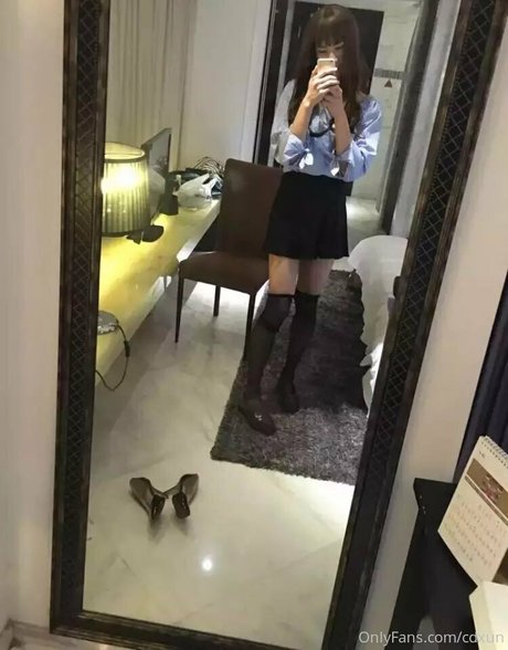 fans de gothique asiatique uniquement nu de haute qualité img