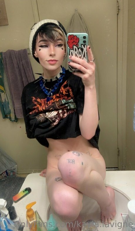 kayla lavigne mannequin images