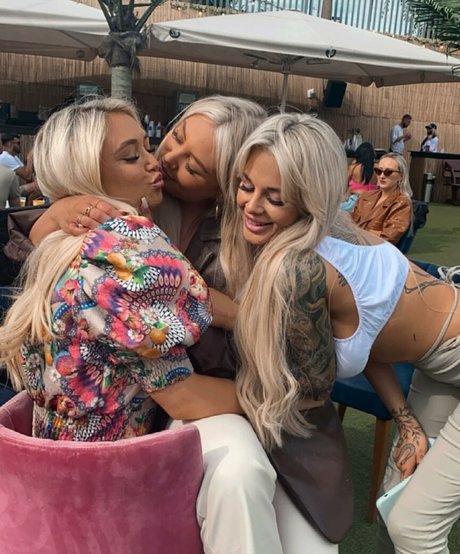 stars du porno masculines onlyfans belle qualité collection