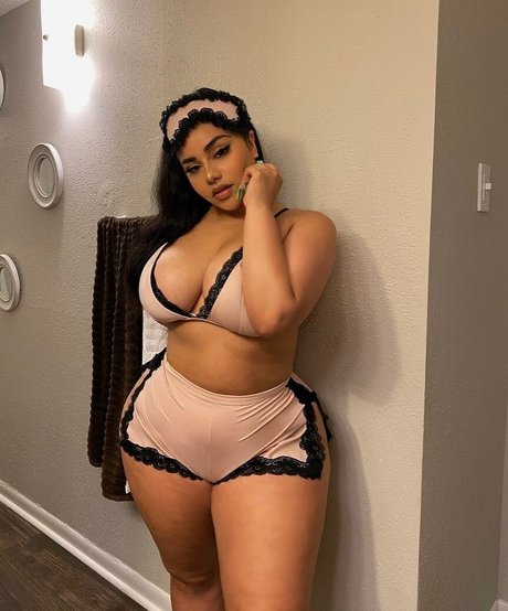 Megan Velez sexe star photos