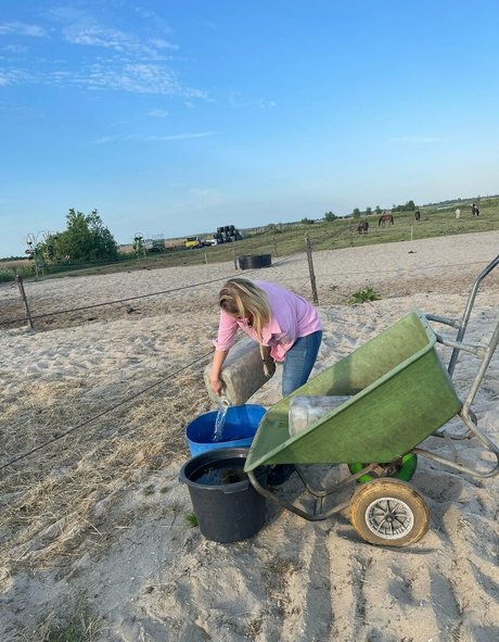 kellymilanaughtycowgirl sexe star collection