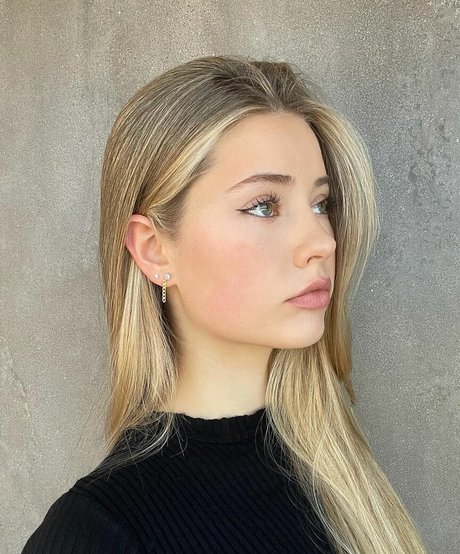 Tatiana Kaer meilleure star du porno galeries