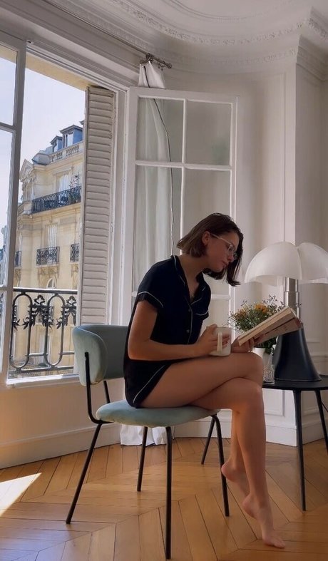 Michelle Ellyse Schlaman actrice nue images