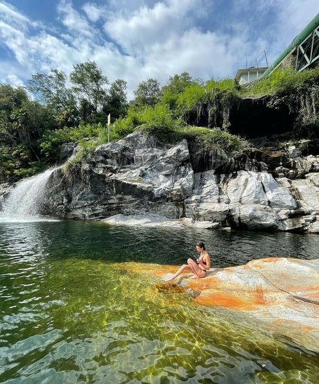 Michelle Ellyse Schlaman actrice artistique archive