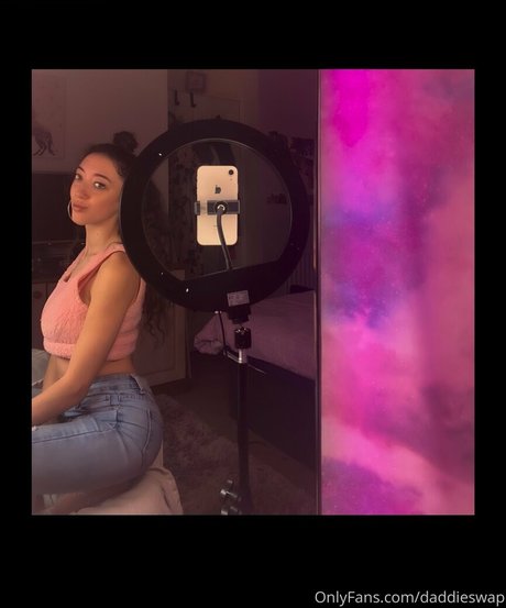 daddieswap actrice libre photo