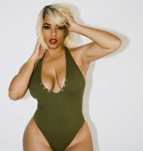 Melyssa Ford meilleur modèle image