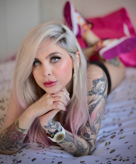 Tamires Panage star du porno hd des photos