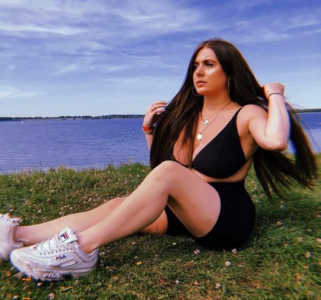 Beth G belle actrice collection