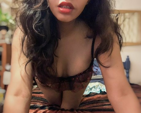 amaliahabfart star pornographique image