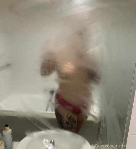 madxrosey top star photos