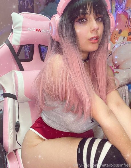 waterblossmfree actrice de nus images