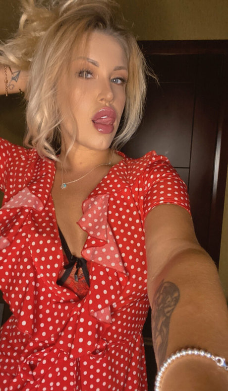 kellie mimi haut modèle photo