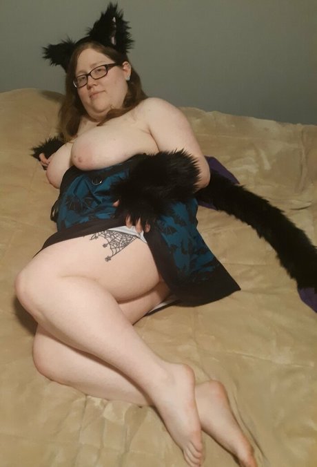 geekikittenvip actrice de nus photo