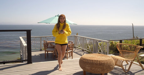 Brenda Song modèle magnifique images