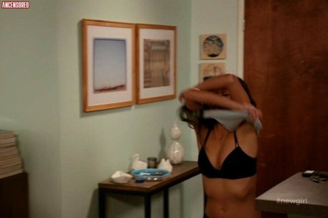 Brenda Song haut étoile photo