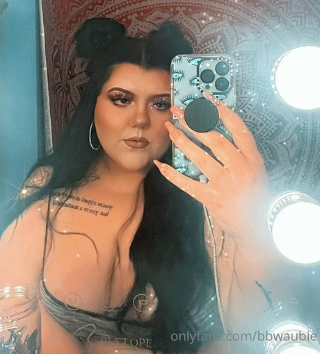 bbwaubie étoile chaude des photos