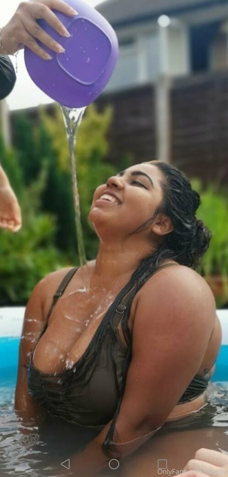 bubble butt onlyfans chaud de haute qualité photo