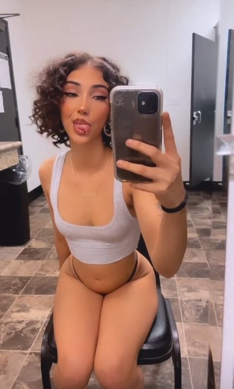 alicia bandzzz modèle xxx galerie