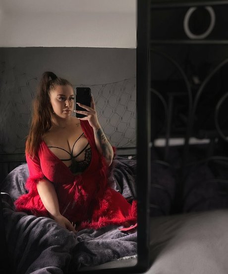 Geheimnis xx étoile chaude img