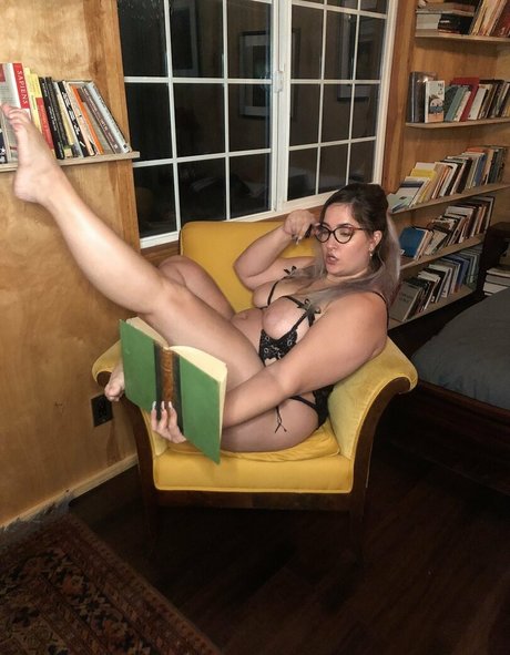 rose la reine modèle xxx galeries