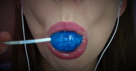 Tea Time Tingles ASMR actrice de grande qualité des photos