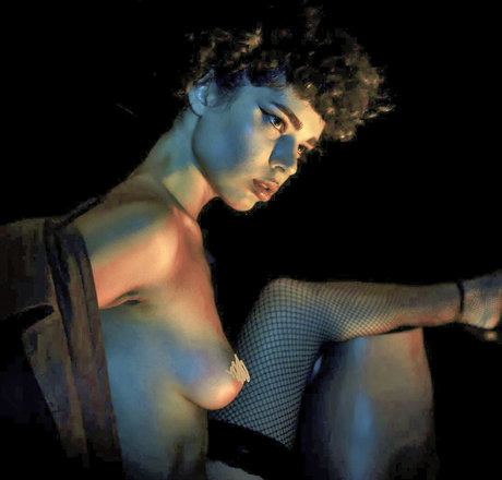 Eylul Su Cuha meilleure star du porno des photos