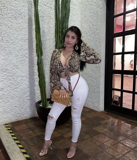 blonde étudiante onlyfans bien chaud galeries